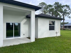 4723 Golfview Ct in Lehigh Acres, FL - Building Photo - Building Photo