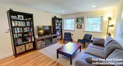 67 Wyman St in Newton, MA - Building Photo - Building Photo