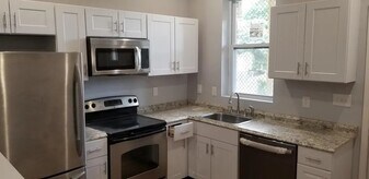 2635 N Calvert St in Baltimore, MD - Building Photo