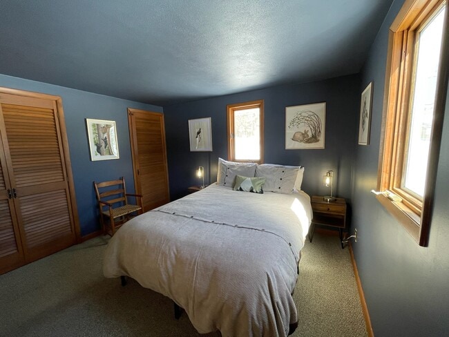 9 Winhall Hollow Rd in Winhall, VT - Foto de edificio - Building Photo