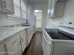 4007 Southern Pkwy in Louisville, KY - Building Photo - Building Photo