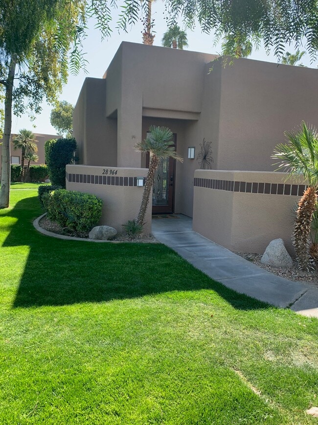 28964 Desert Princess Dr in Cathedral City, CA - Building Photo - Building Photo