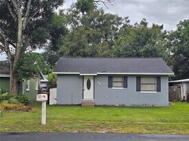 314 E Fletcher St in Kissimmee, FL - Building Photo