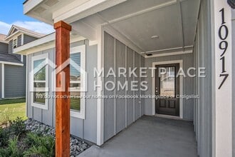 10917 Gray Mare Dr in Fort Worth, TX - Building Photo - Building Photo