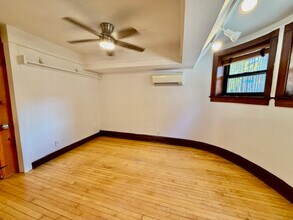 2349 N Cleveland Ave in Chicago, IL - Building Photo - Building Photo