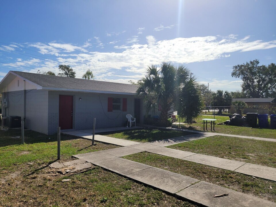 834 Martin L King Jr Ave in Lakeland, FL - Building Photo