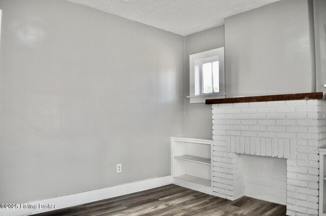 221 W Woodlawn Ave in Louisville, KY - Building Photo - Building Photo