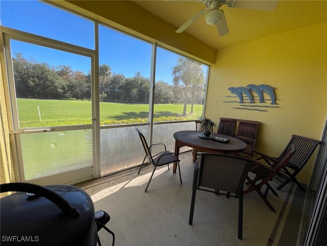 6828 Sterling Greens Dr in Naples, FL - Foto de edificio - Building Photo