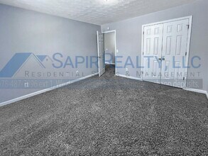 1575 Eastern Sunrise Ln in Decatur, GA - Building Photo - Building Photo