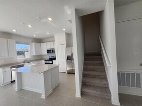 2724 Skyline Lp in Kissimmee, FL - Building Photo - Building Photo