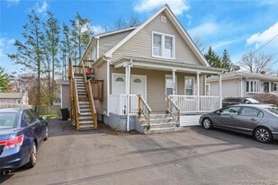 116 Medford St in West Haven, CT - Building Photo