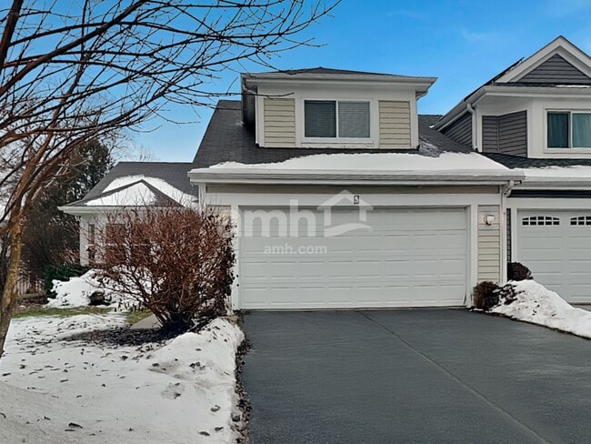 5 Andover Ct
