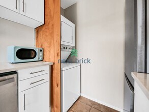 9515 NE 180th St in Bothell, WA - Building Photo - Building Photo