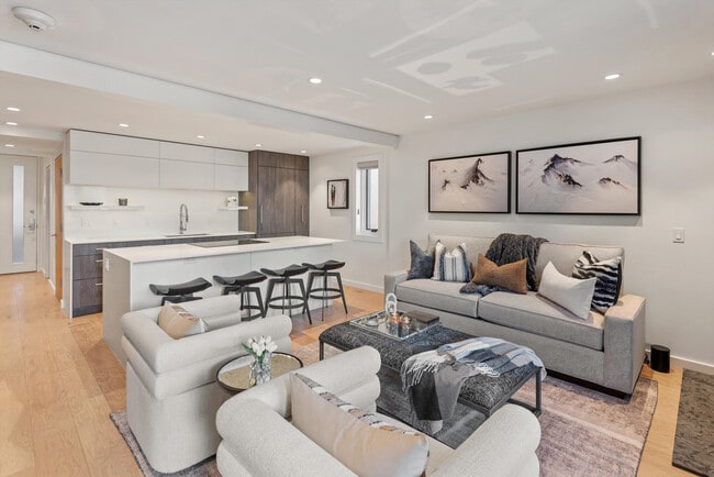 800 S Mill St in Aspen, CO - Building Photo - Building Photo