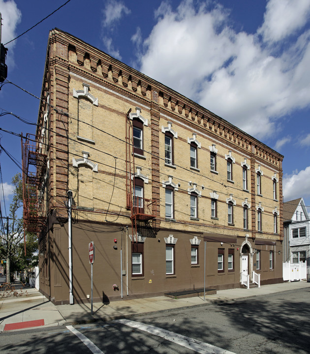 3 Parnell Pl in Jersey City, NJ - Building Photo