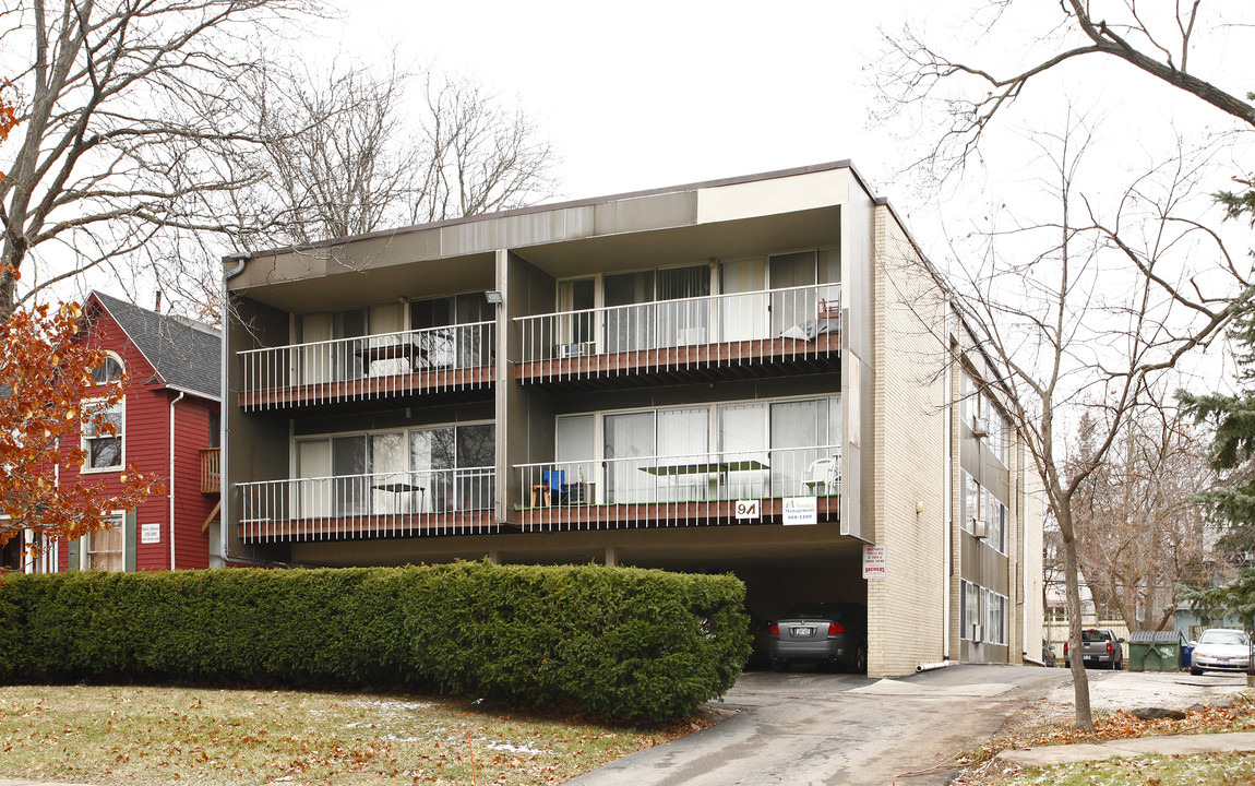 911 S Forest in Ann Arbor, MI - Building Photo