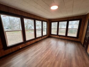 809 E Sullenberger Ave in Malvern, AR - Building Photo - Building Photo