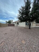 8231 W Lapis Moon Ln in Tucson, AZ - Building Photo - Building Photo