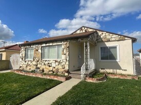 1813 W Arbutus St in Compton, CA - Building Photo