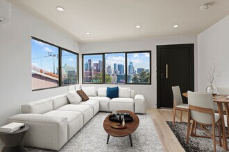 1139 Bellevue Ave, Unit 1143 in Los Angeles, CA - Foto de edificio - Building Photo