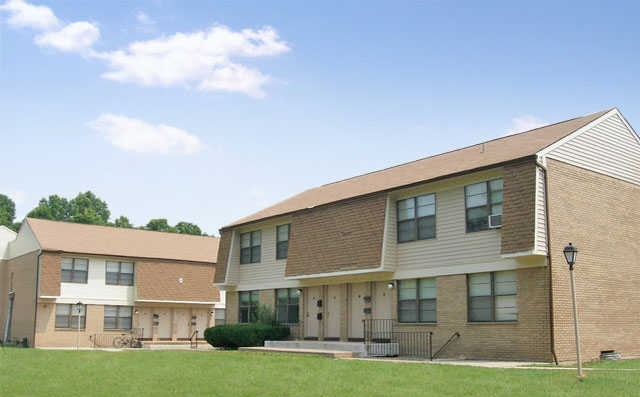 Hunter Hills Apartments in Flemington, NJ - Building Photo - Building Photo