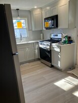 34 Ottawa St, Unit 34 Ottawa in Lowell, MA - Building Photo