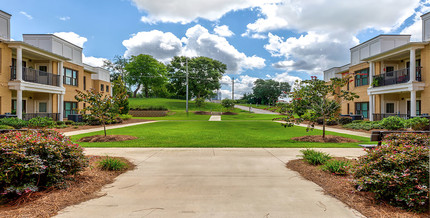 Silver Lakes in Madison, GA - Building Photo - Building Photo