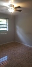 520 NW 109th Ave, Unit 606 in Miami, FL - Building Photo - Building Photo