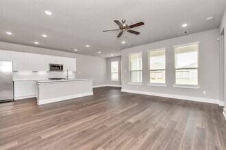 10618 Cascade Crk Dr in Rosharon, TX - Building Photo - Building Photo