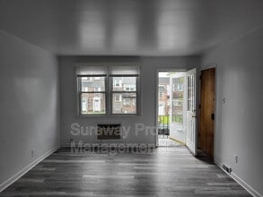 358 Beverly Blvd in Upper Darby, PA - Building Photo - Building Photo