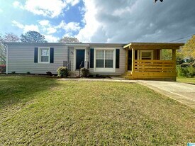 436 McGinnis St in Springville, AL - Building Photo