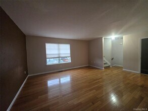 60 Evan Rd in Warwick, NY - Building Photo - Building Photo