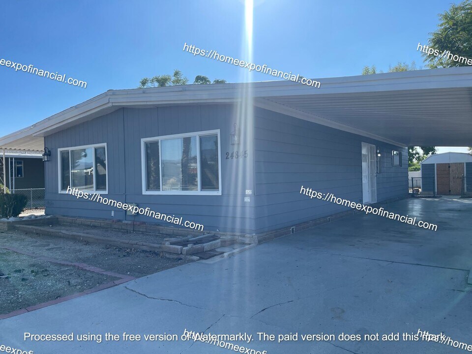 24845 Howard Dr in Hemet, CA - Building Photo