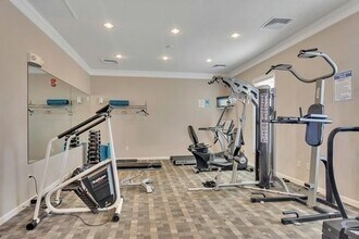 57 Augustus Ct, Unit 1004 in Reading, MA - Foto de edificio - Building Photo