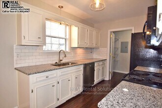 2711 Cash Ct in Thompson's Station, TN - Building Photo - Building Photo