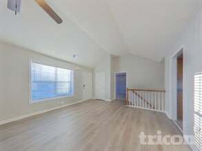 15 Stable Ln in Dallas, GA - Building Photo - Building Photo