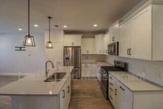 2234 Henry Tecklenburg Dr in Charleston, SC - Building Photo - Building Photo