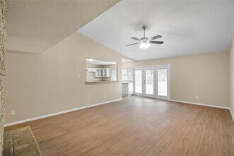 313 Thistle Dr in Garland, TX - Building Photo - Building Photo