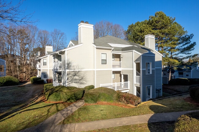 Bridges at Mallard Creek Apartment Homes in Charlotte, NC - Foto de edificio - Building Photo