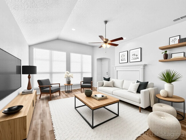 3318 Lochwood Dr in Mesquite, TX - Building Photo - Building Photo