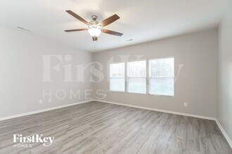 441 Quick Silver Dr in Winston-Salem, NC - Building Photo - Building Photo