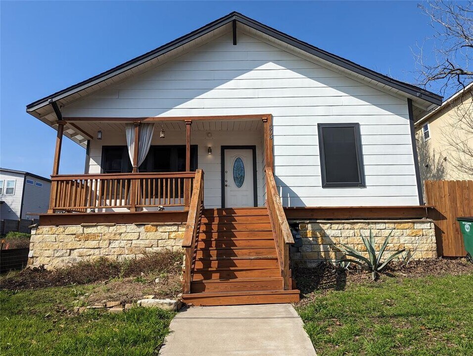 1808 Maple Ave in Austin, TX - Building Photo