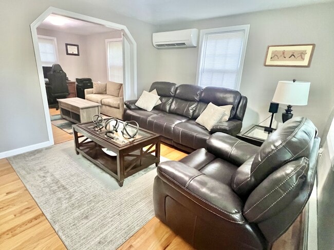 101 Hilltop Dr in Southbridge, MA - Building Photo - Building Photo