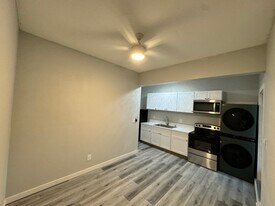 2342 Hummingbird St, Unit one bedroom apartment in Chula Vista, CA - Building Photo