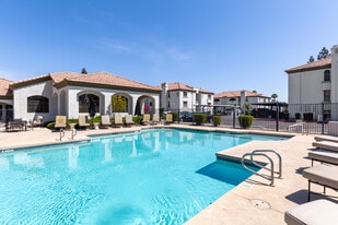 Be Mesa in Mesa, AZ - Building Photo