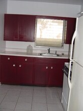725 Jackson St N in St. Petersburg, FL - Building Photo - Building Photo