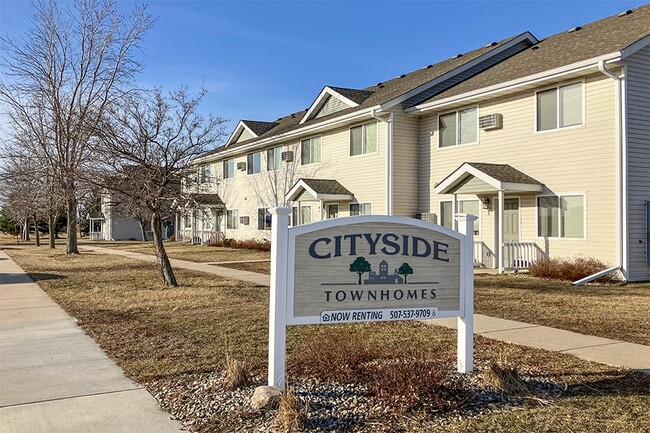 Cityside Townhomes in Marshall, MN - Building Photo - Building Photo