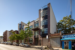 226 15th St Apartments