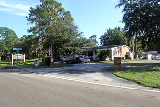 Turkscap Apartments in Brandon, FL - Building Photo - Building Photo