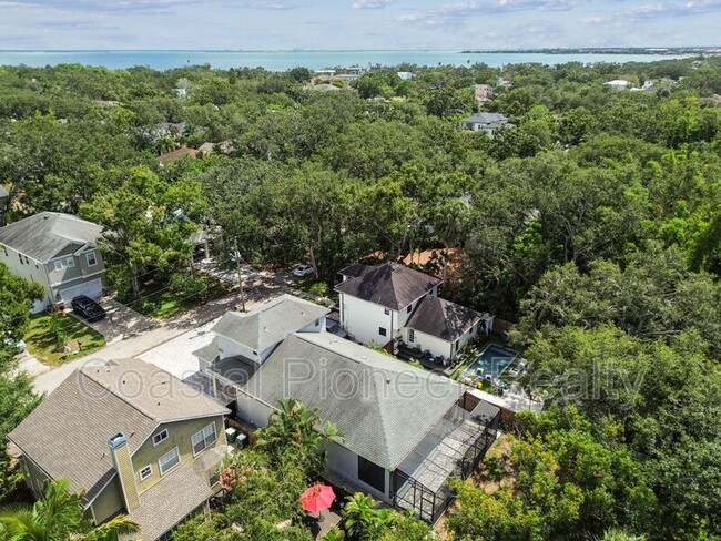 property at 6105 S Elkins Ave